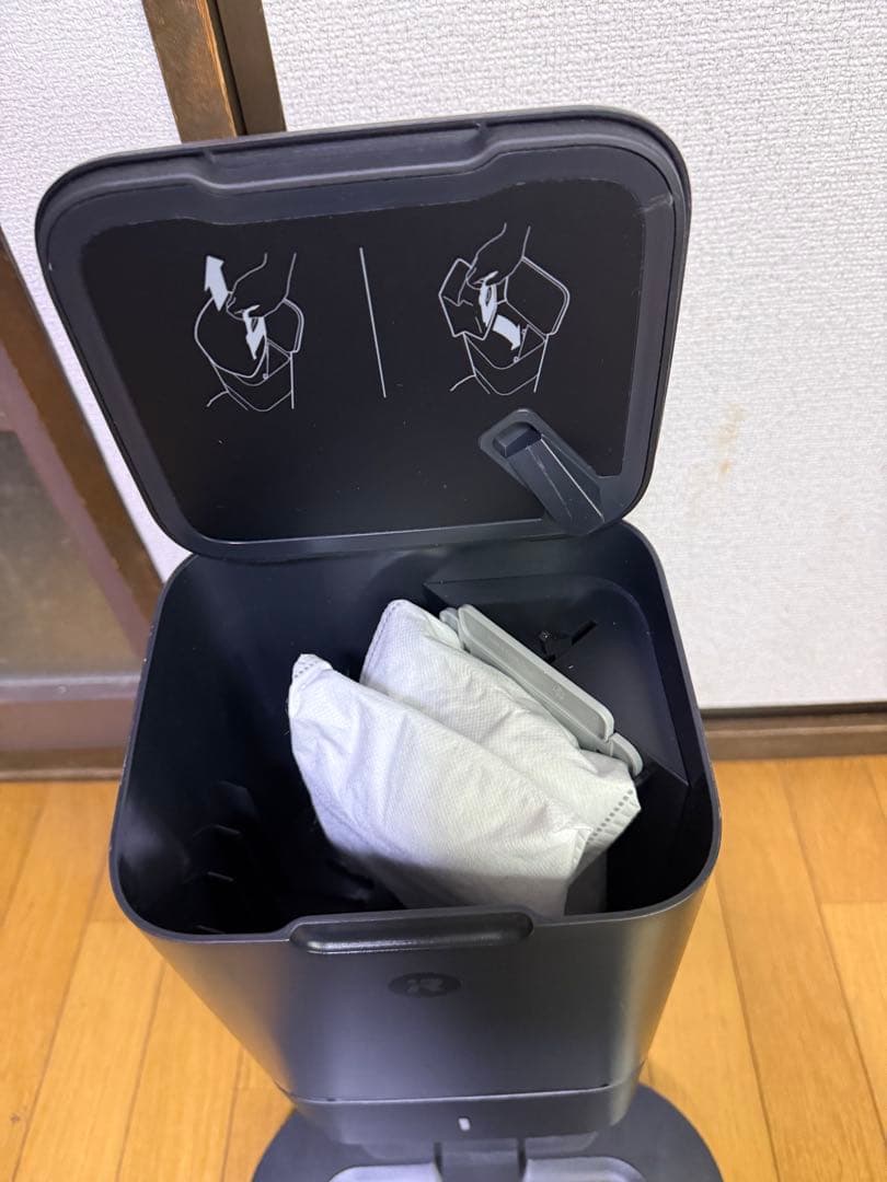 ルンバiRobotルンバi2、i3、i7用クリーンベース(純正品)