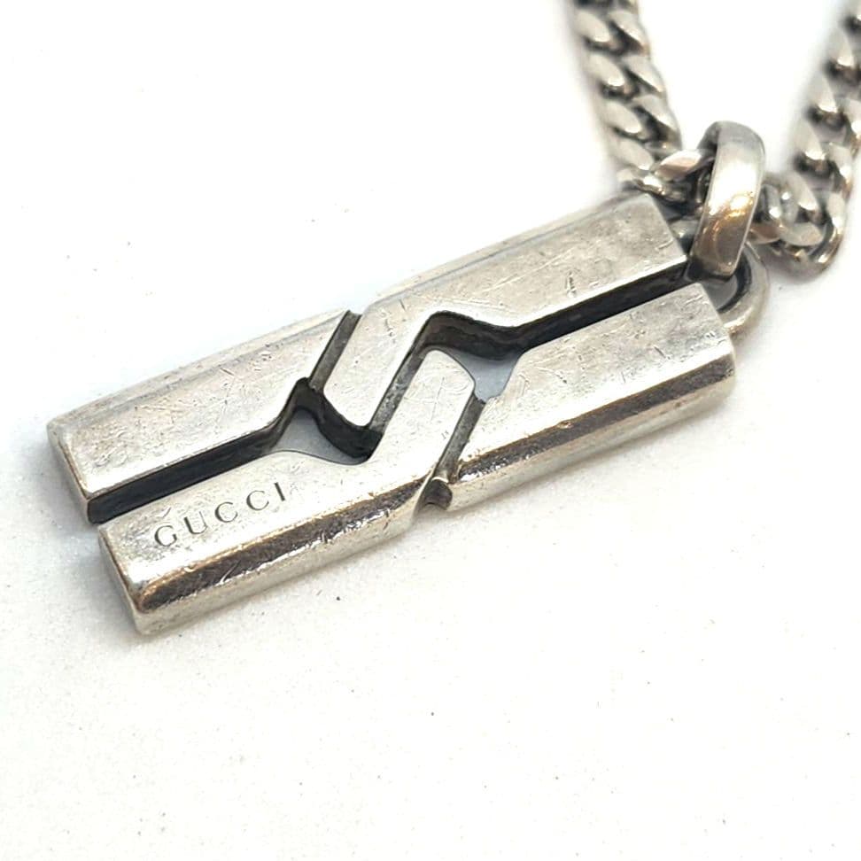 GUCCI　グッチ　インフィニティ　プレート　シルバー　925　ネックレス