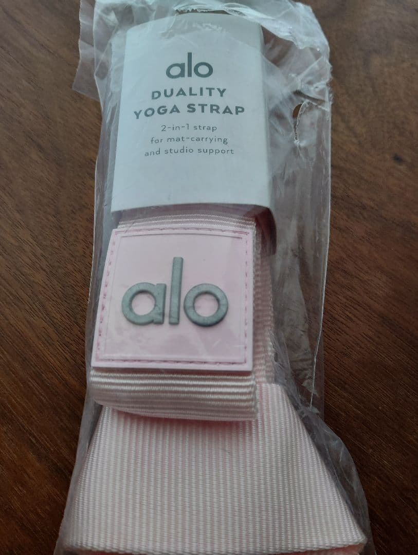 新品alo DUALITY YOGA STRAP ピンク