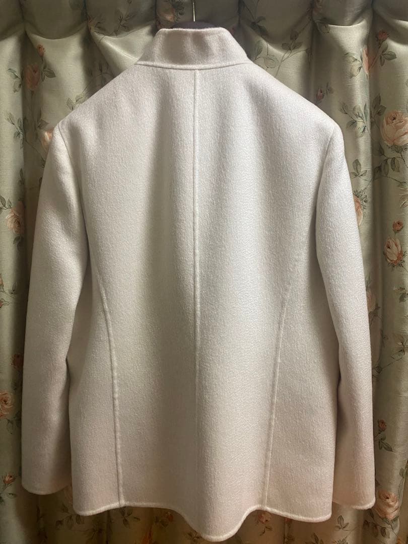 【新品未使用】ホワイトカシミア100 % ジャケット　定価47万円
