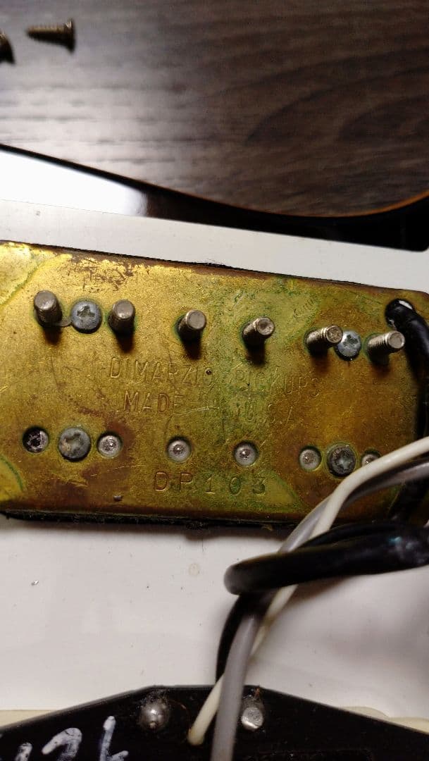 Mavisメイビス　リアピックアップDiMarzio dp103