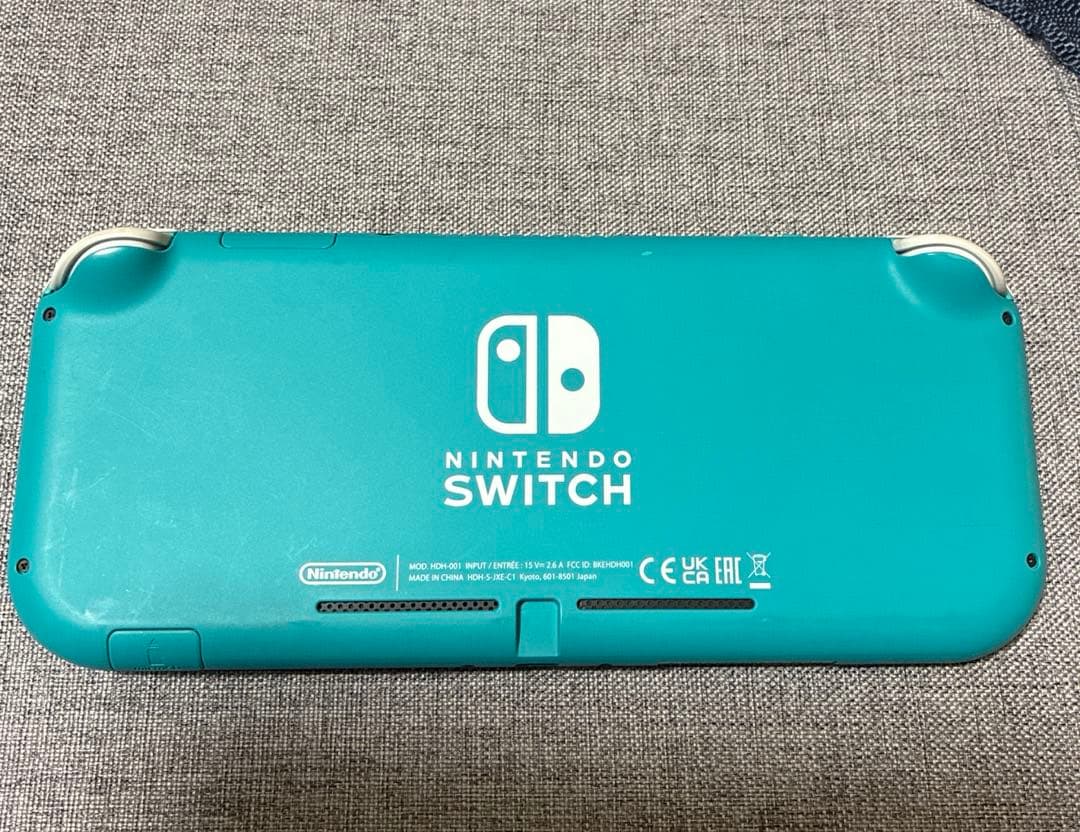 switchライト　ターコイズ