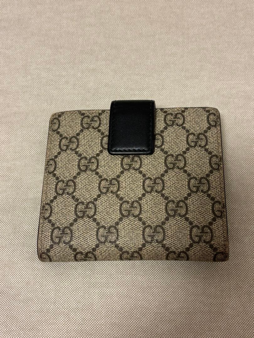GUCCI GGパターン 二つ折り財布 ベージュ/ブラック