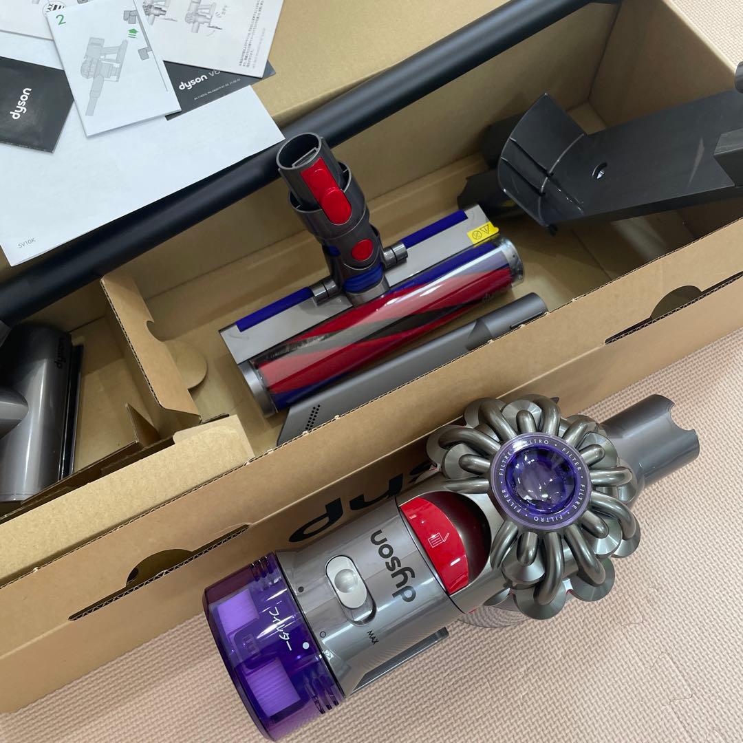 新品未使用Dyson V8 Slim Fluffy