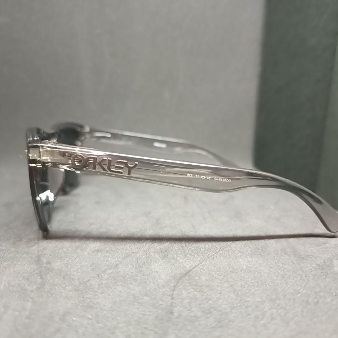 MADE IN USA オークリー　FrogSkins　クリアフレーム