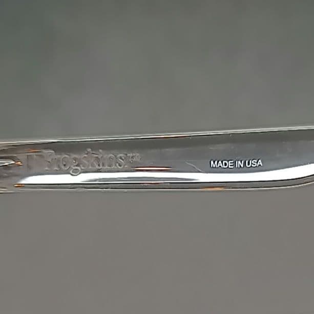 MADE IN USA オークリー　FrogSkins　クリアフレーム