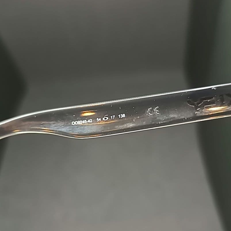 MADE IN USA オークリー　FrogSkins　クリアフレーム