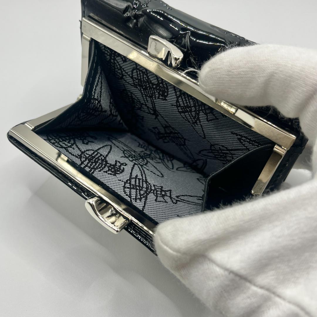 未使用 Vivienne Westwood がま口 黒 エナメル 型押し 銀