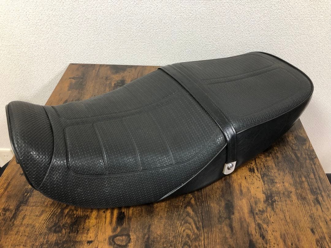 ゼファーχ 純正シート