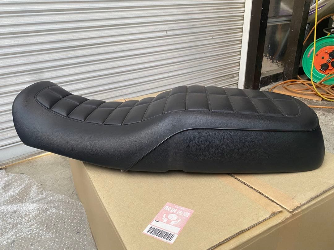 型式　EBL-SC65 CB1100 純正シート　2014 EX
