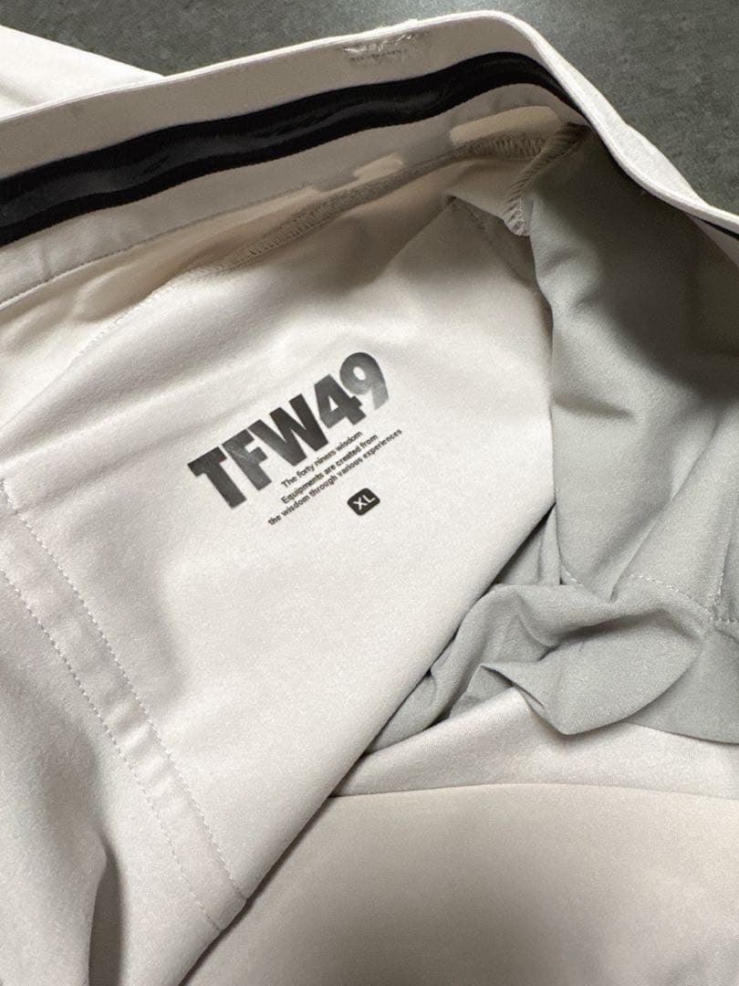 【春夏新品】TFW49 ゴルフパンツ メンズ XL ライトグレー ストレッチ