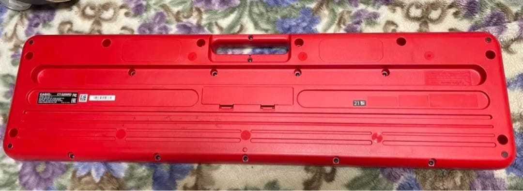 CASIO CT-S200 赤い電子キーボード