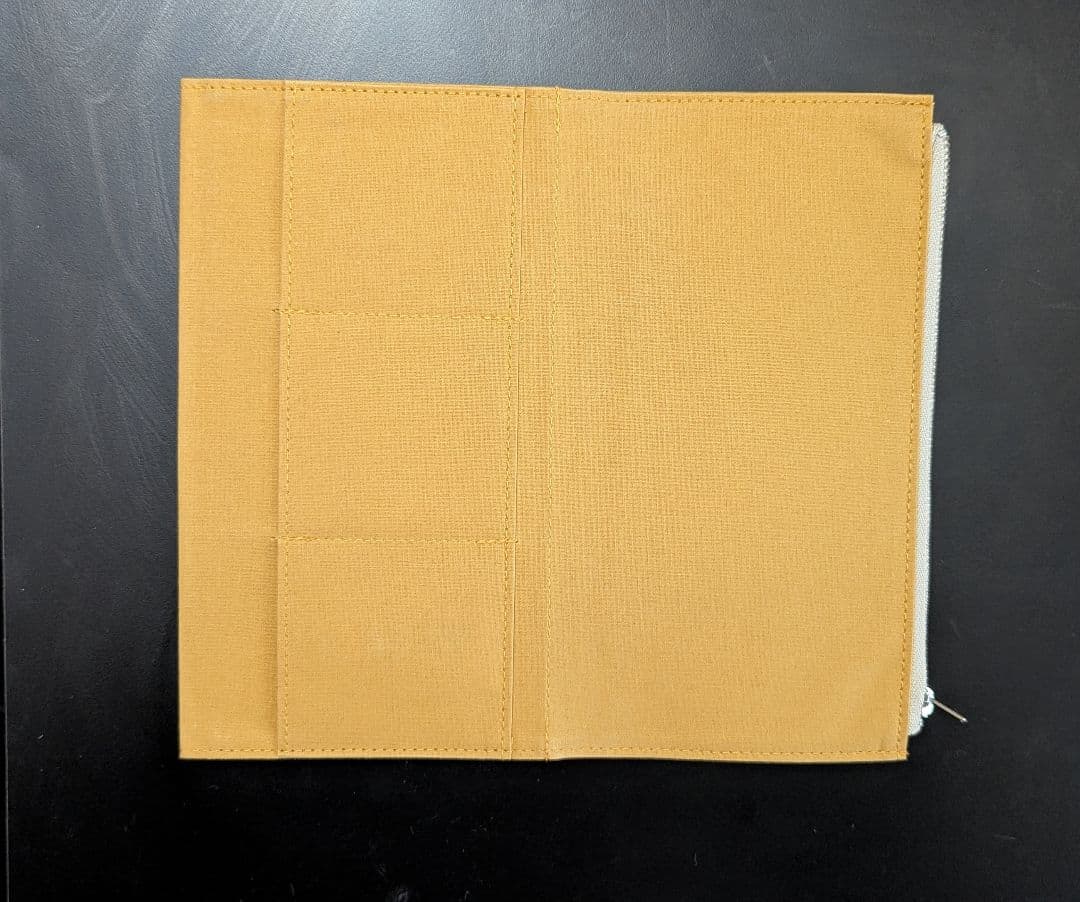 Traveler's Notebook レギュラーサイズ スターターキット