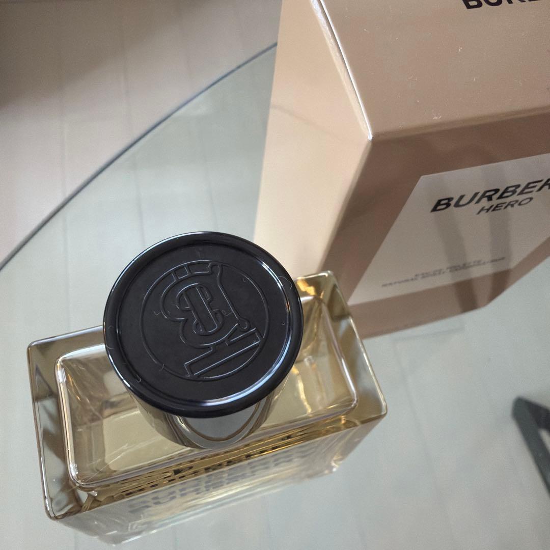 バーバリー　ヒーロー(男性用香水)100ml