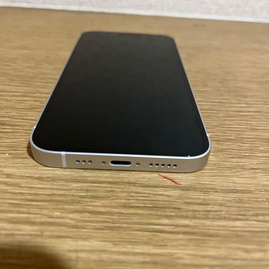 Apple iPhone 13 128GB　スターライト 国内版simフリー