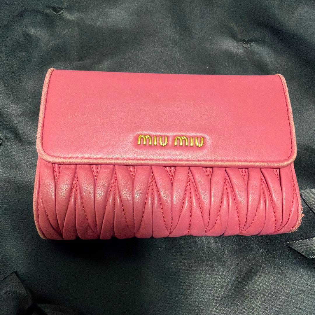 ミュウミュウ MIUMIU 財布 レディース マテラッセ ピンク