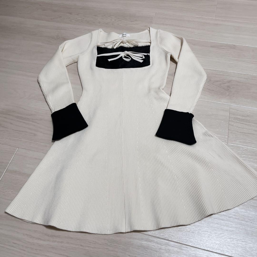 【美品】Darich リボンファーフレアニットミニワンピース