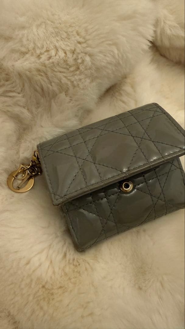 Dior三つ折り財布 グレー エナメル