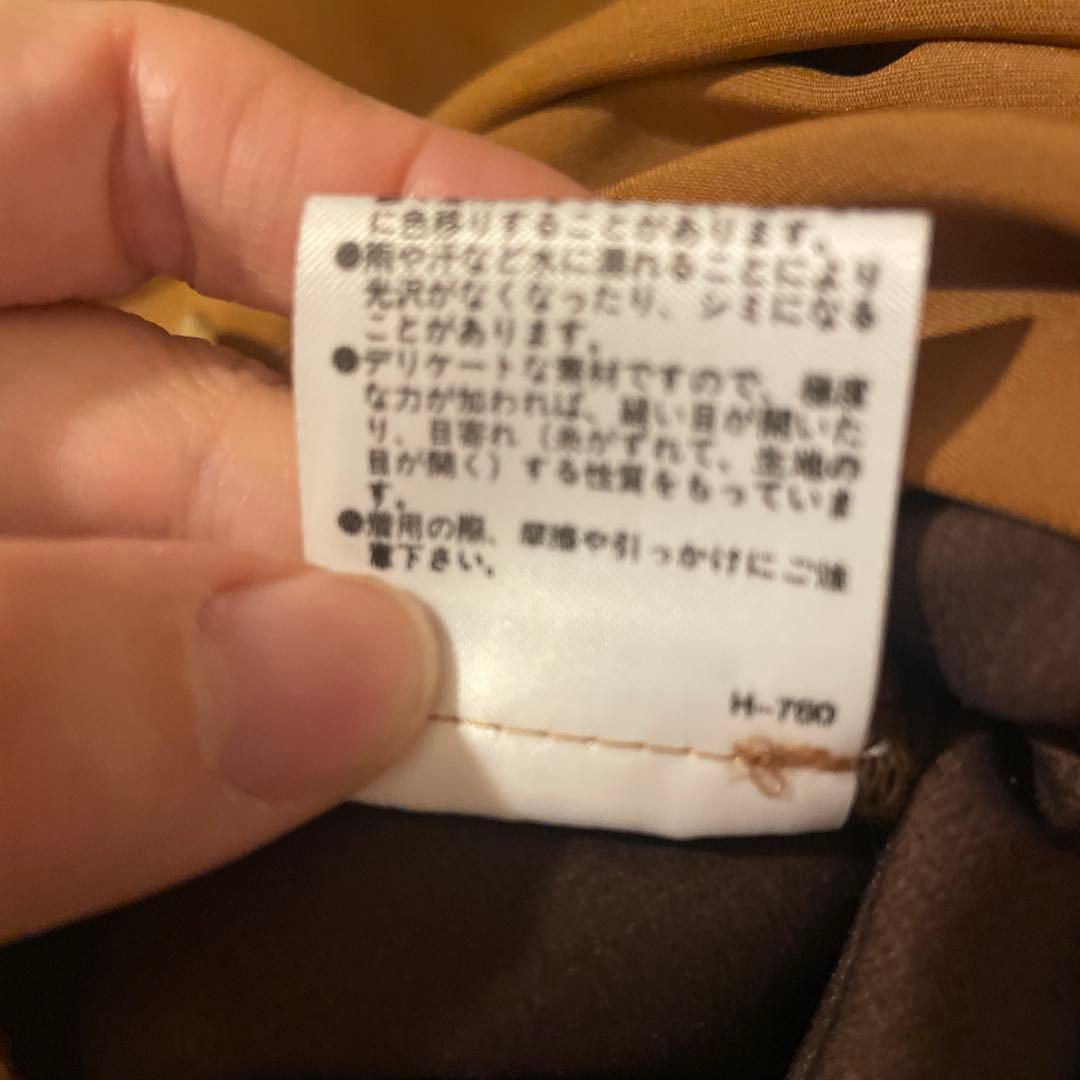 専用になりました　アドーア　キャメルワンピース　金ボタン