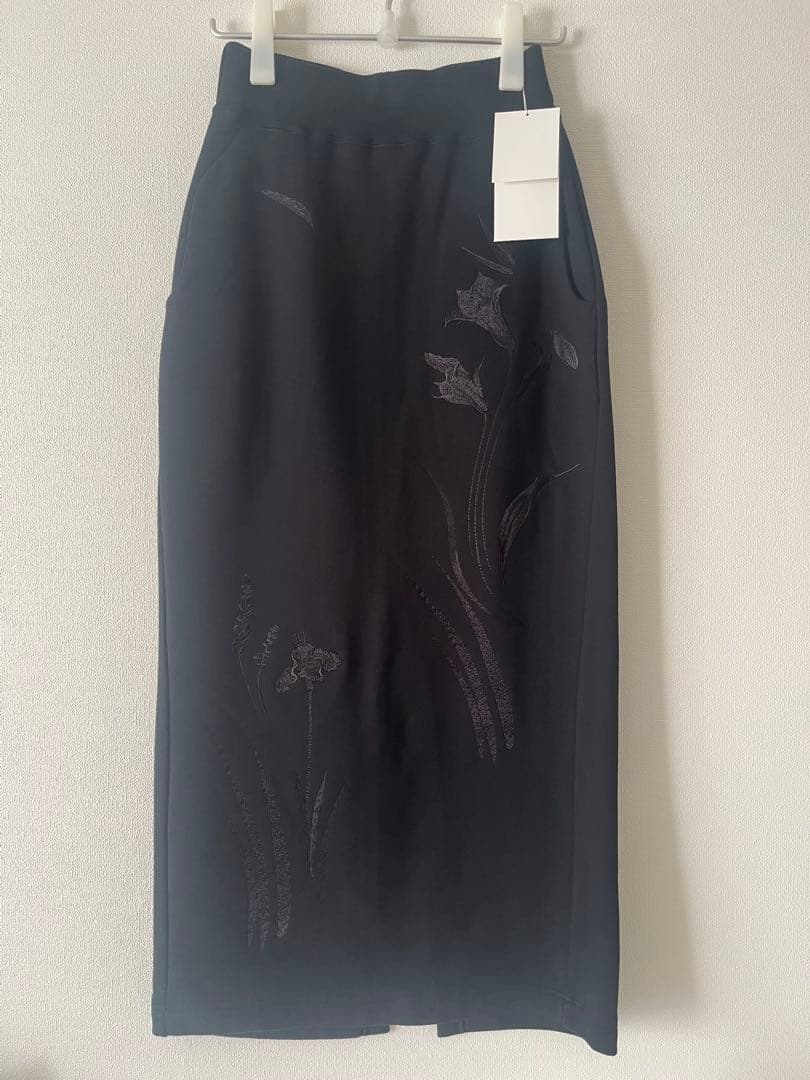 スカート Floral Motif Embroidered Sweater Skirt