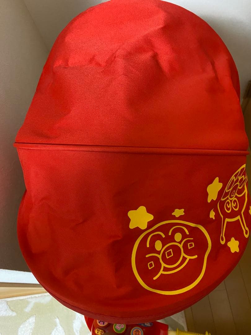 アンパンマン 三輪車 赤
