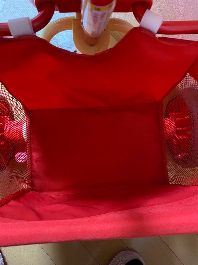アンパンマン 三輪車 赤