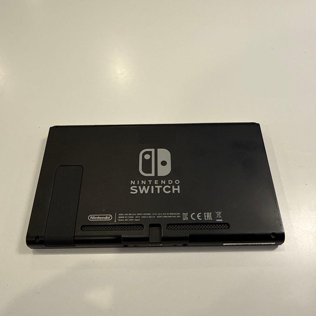 Switch 画面本体のみ　2019年製　任天堂　動作確認済　QA5425