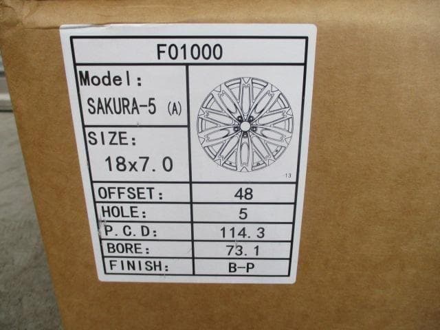 送料込み☆新品４本セット　18×7J ☆C-HR・ノア・ヴォクシー・マツダ3