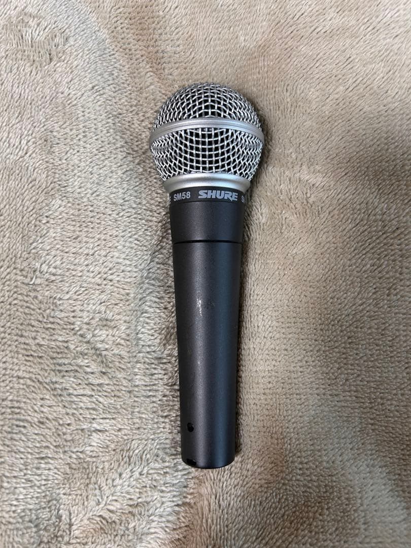 【価格安め設定】SHURE SM58 ダイナミックマイク 本体と付属品