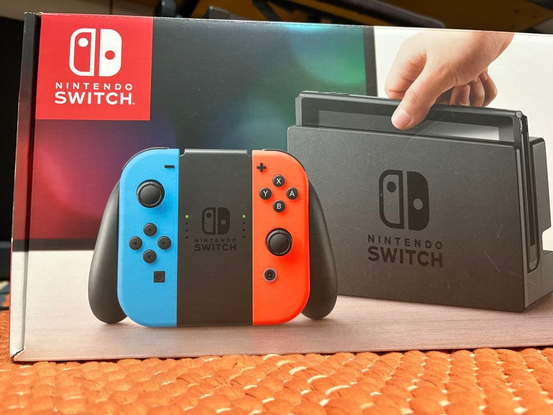 Nintendo Switch 本体 ネオンブルー/レッド　ニンテンドースイッチ