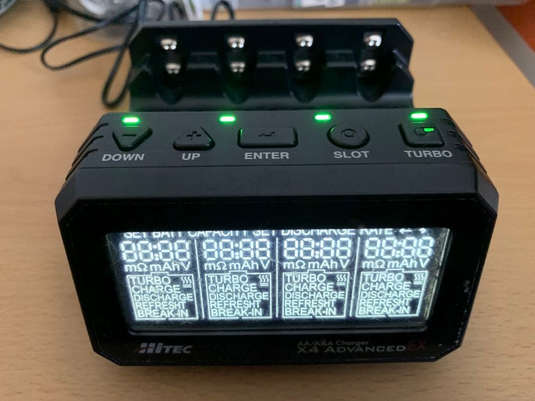 HiTEC X4 ADVANCED EX 充電器