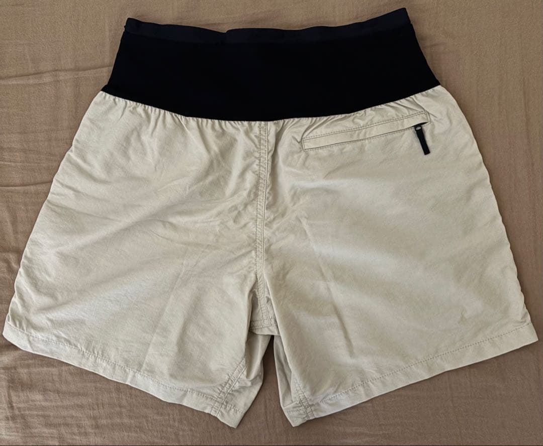 【専用】ノースフェイス フリーランショーツ NB22591 アイボリー メンズM
