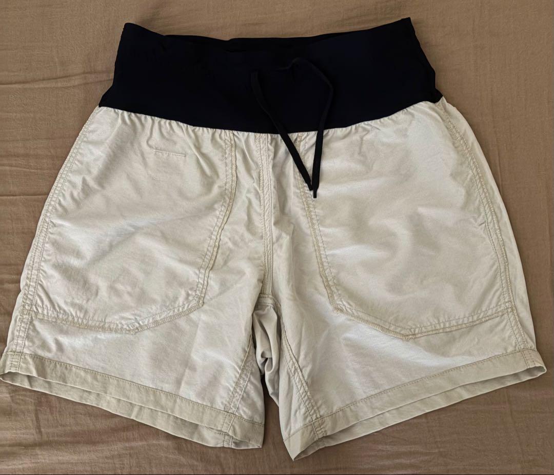 【専用】ノースフェイス フリーランショーツ NB22591 アイボリー メンズM