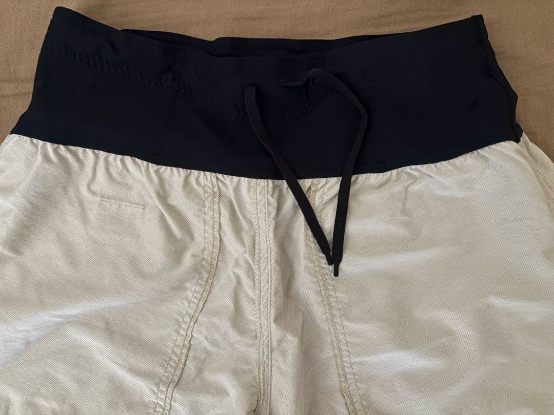 【専用】ノースフェイス フリーランショーツ NB22591 アイボリー メンズM