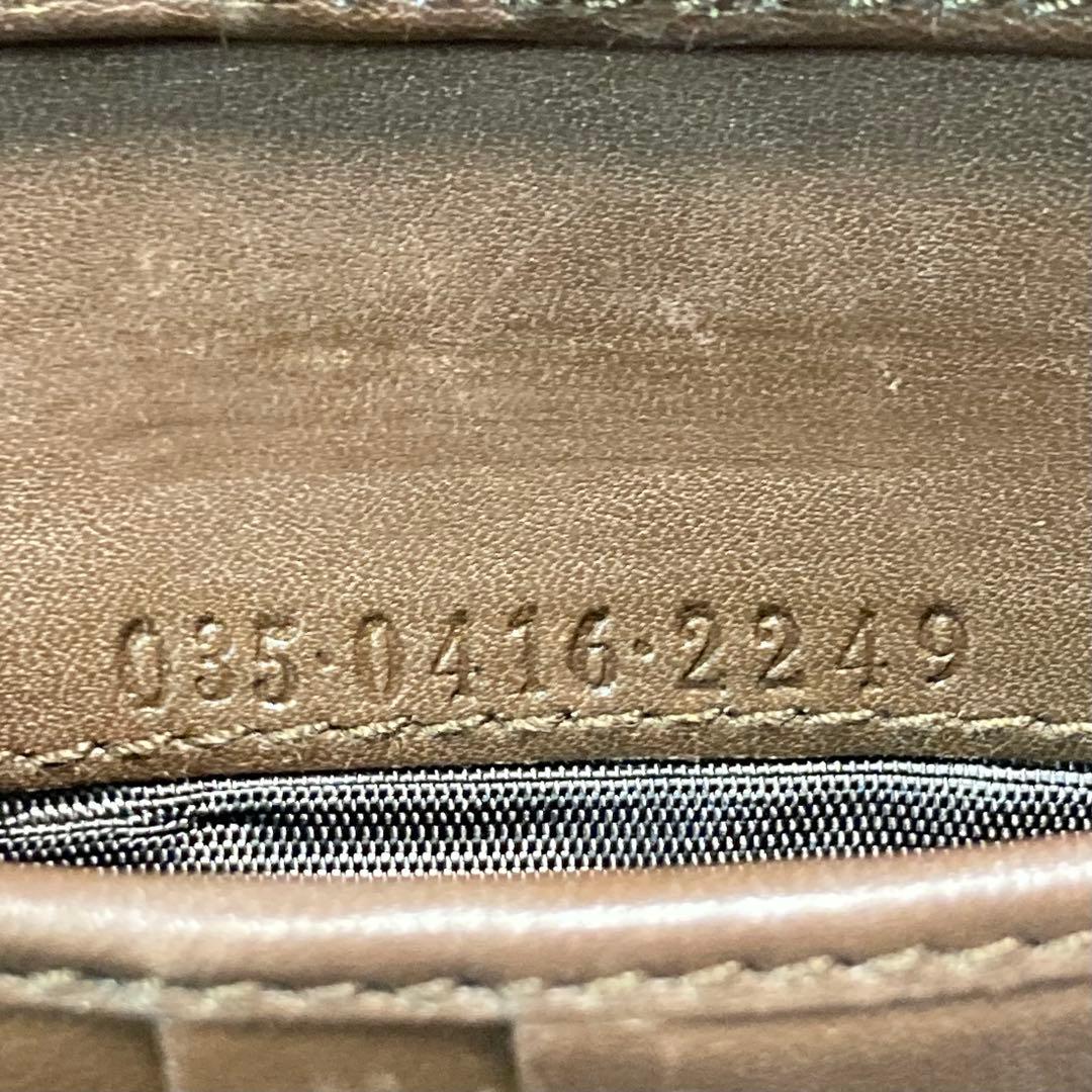 最終価格　美品　GUCCI グッチ　二つ折り　財布　キャンバス　GG柄　茶色