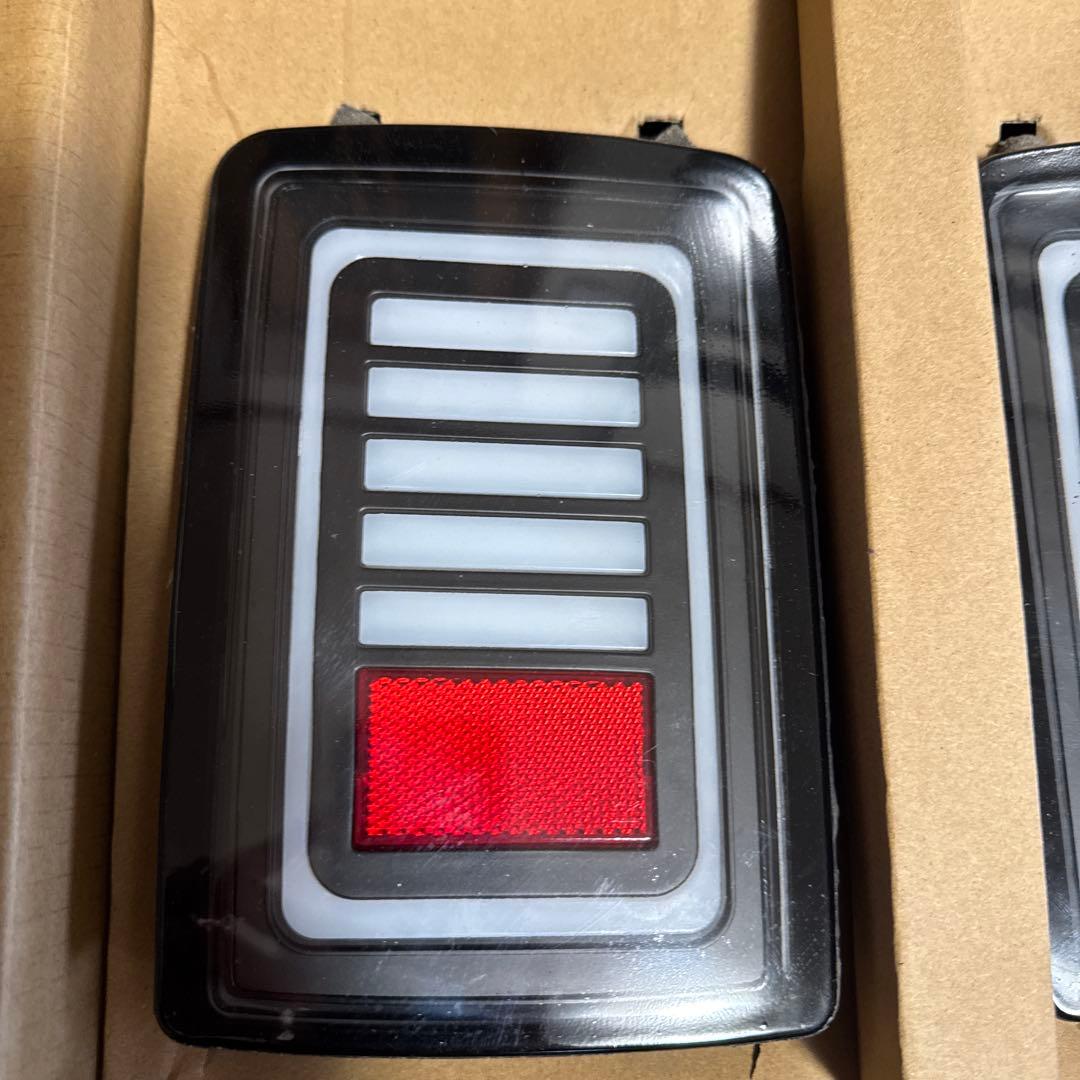 DA64V エブリー　LED テールライト