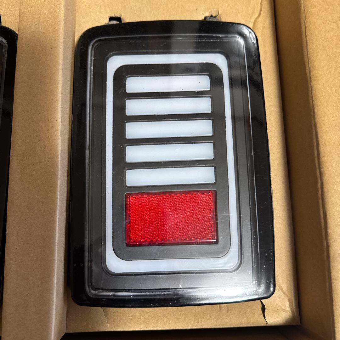 DA64V エブリー　LED テールライト