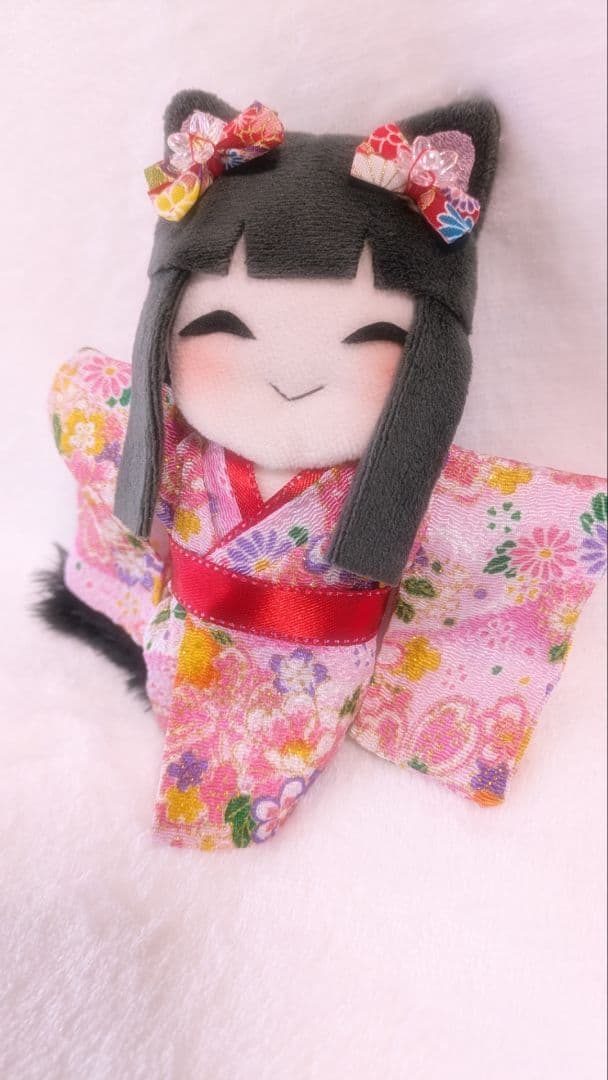 着せ替えOK　座敷わらし　女の子　縁起物　高級　ちりめん　ピンク　赤　ぬいぐるみ