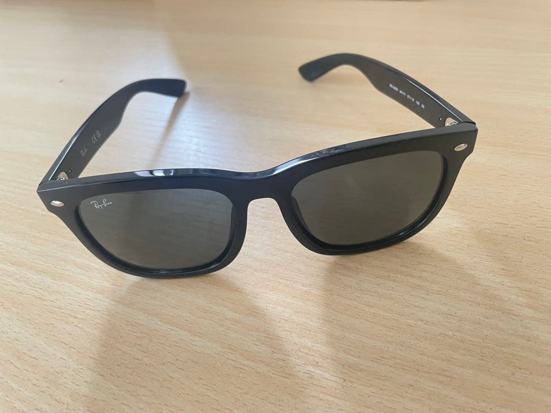 Ray-Ban RB4260D ウェイファーラー サングラス
