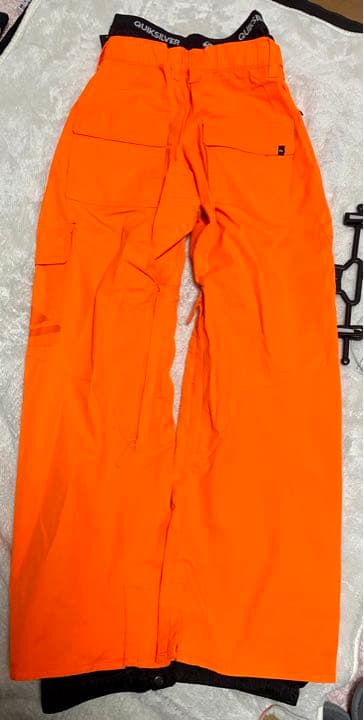 新品QUIKsilver クイックシルバー　スノボウェア　蛍光ネオン　オレンジ