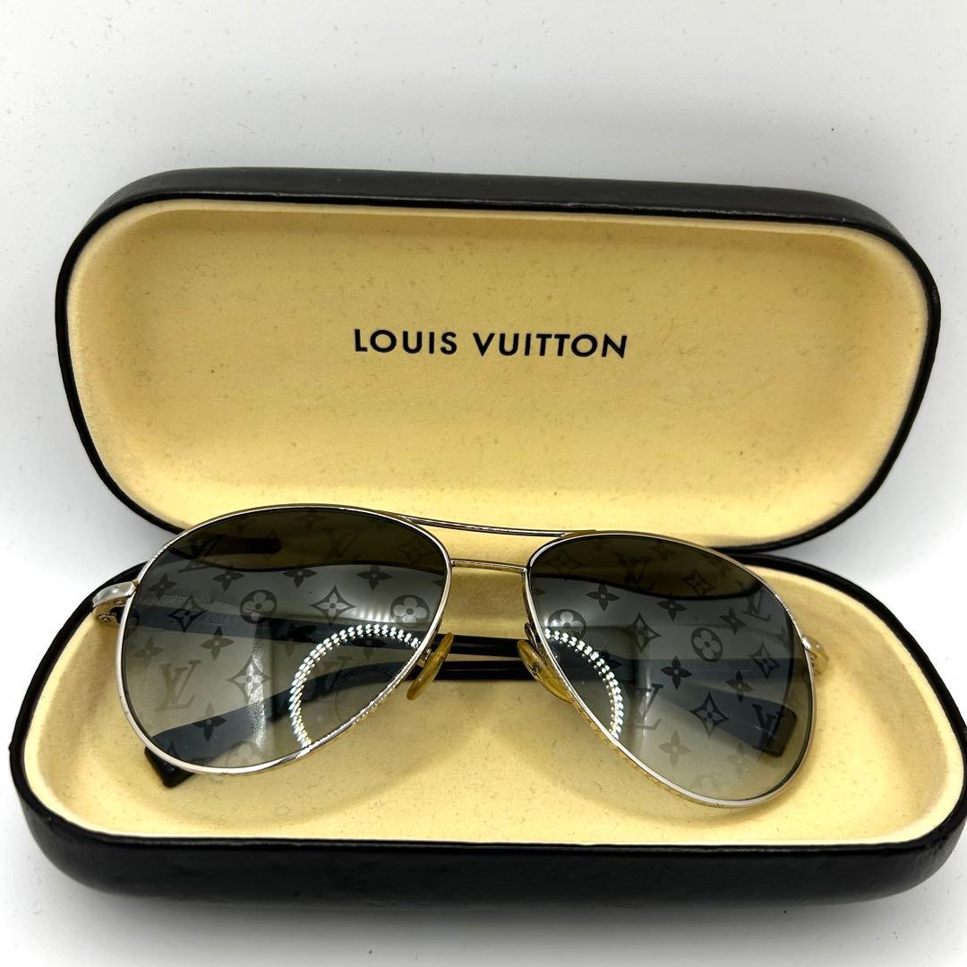 LOUIS VUITTON モノグラムレンズ　サングラス　ケース付き