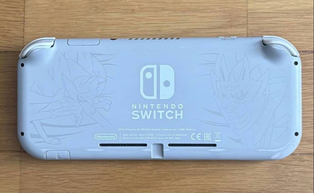 任天堂 スイッチライト本体 ザシアン.ザマゼンタ ジャンク品