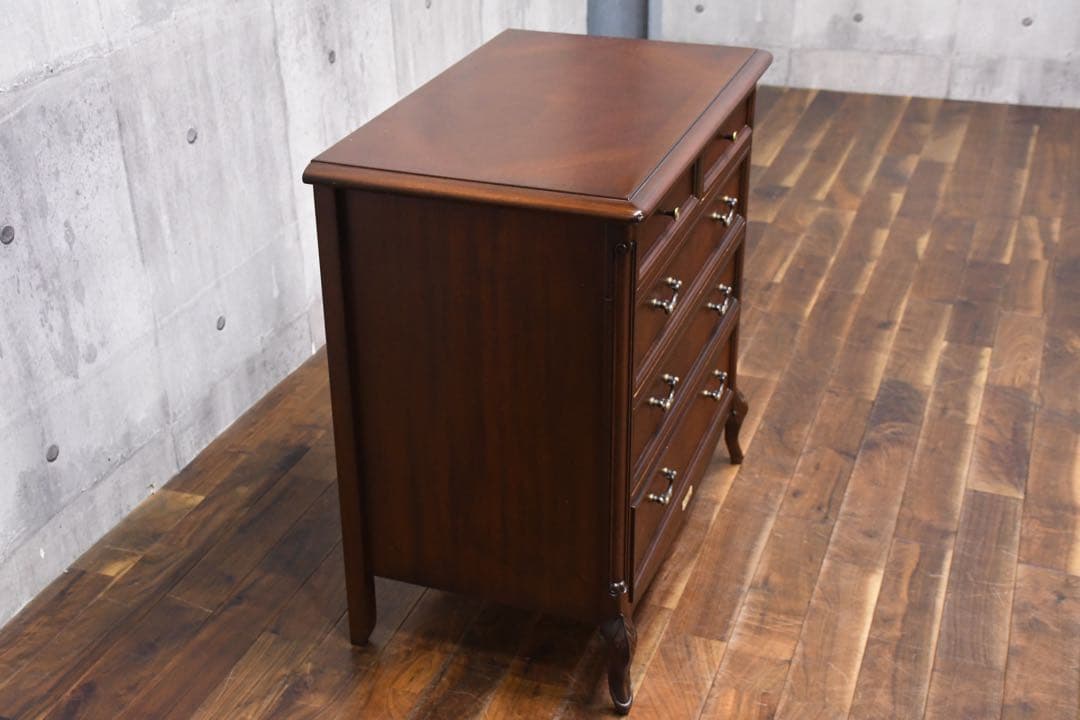 EEK10 Sri Tokai 東海家具 Holly Chest ホリーチェスト