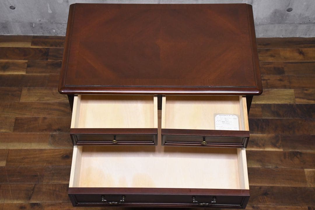 EEK10 Sri Tokai 東海家具 Holly Chest ホリーチェスト