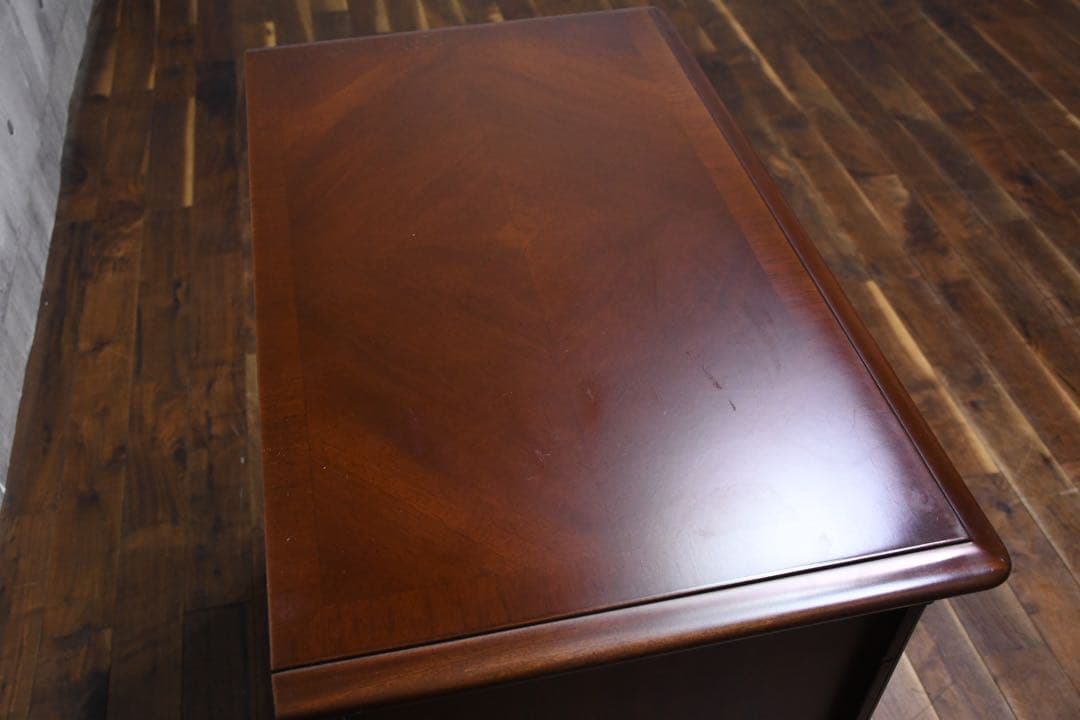 EEK10 Sri Tokai 東海家具 Holly Chest ホリーチェスト