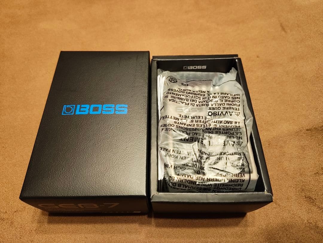 BOSS GEB-7 【ほぼ新品】 ベース イコライザー/グライコ/BASS