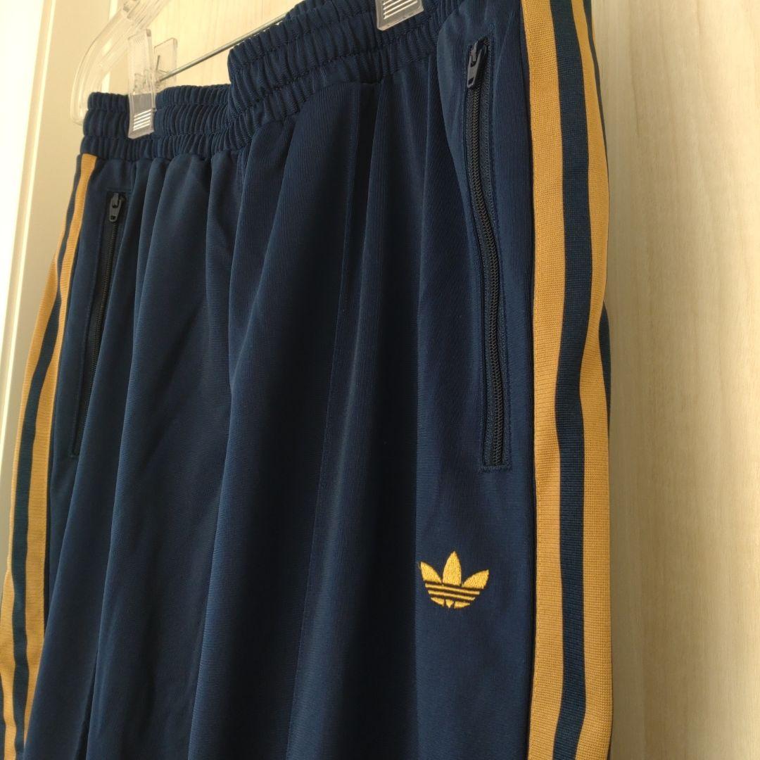 【新品未使用】アディダス　 トラックパンツ　メンズ