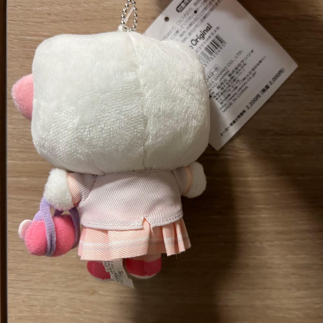 サンリオ　ハローキティキラメキ学園　マスコットhello kitty
