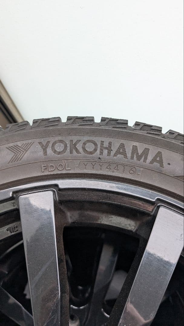 235/45R17　YOKOHAMA 17インチ スタッドレスタイヤセット