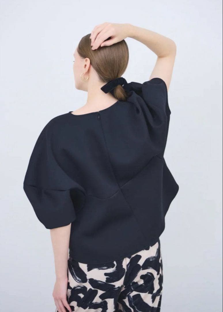 【新品】Liten リテン Sculpture form pullover